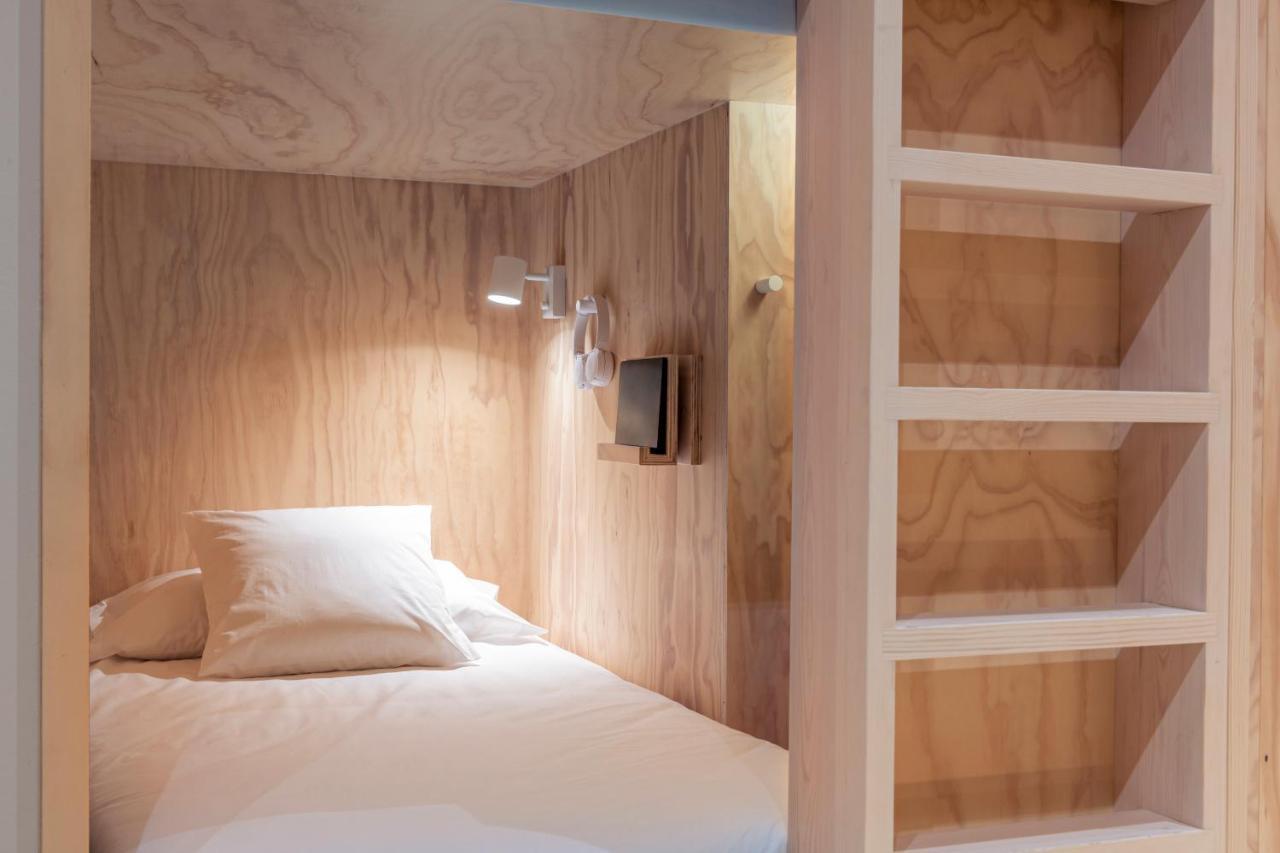 Hostel Colo Colo - Single Private Beds *