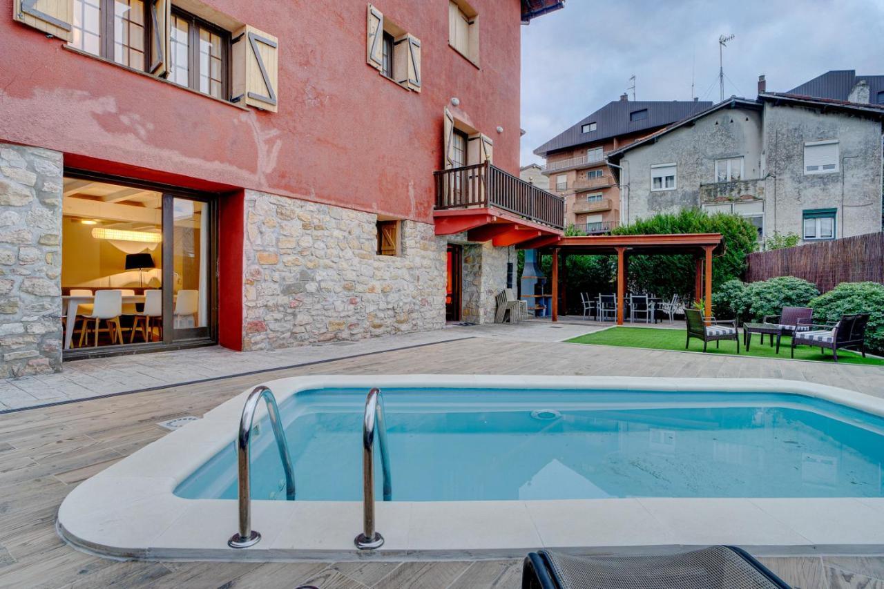 Oasis By Sanse Holidays *