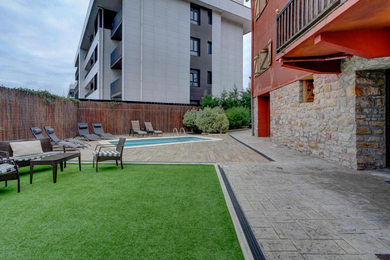 Oasis By Sanse Holidays *