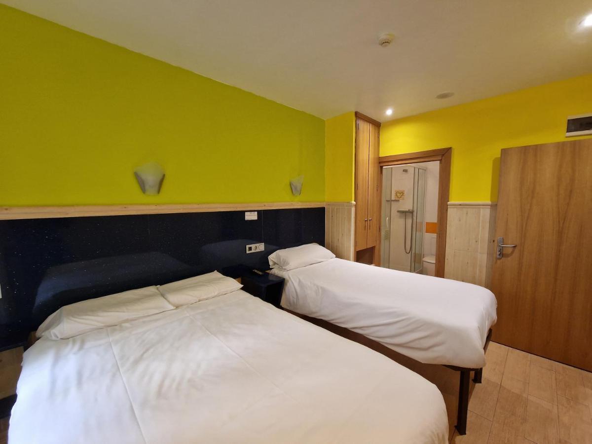 Guest house Izar Bat *
