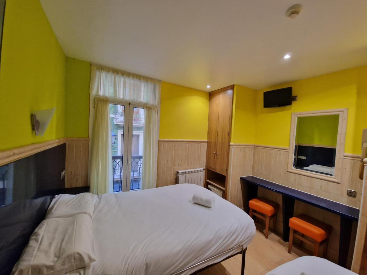 Izar Bat Guest house *