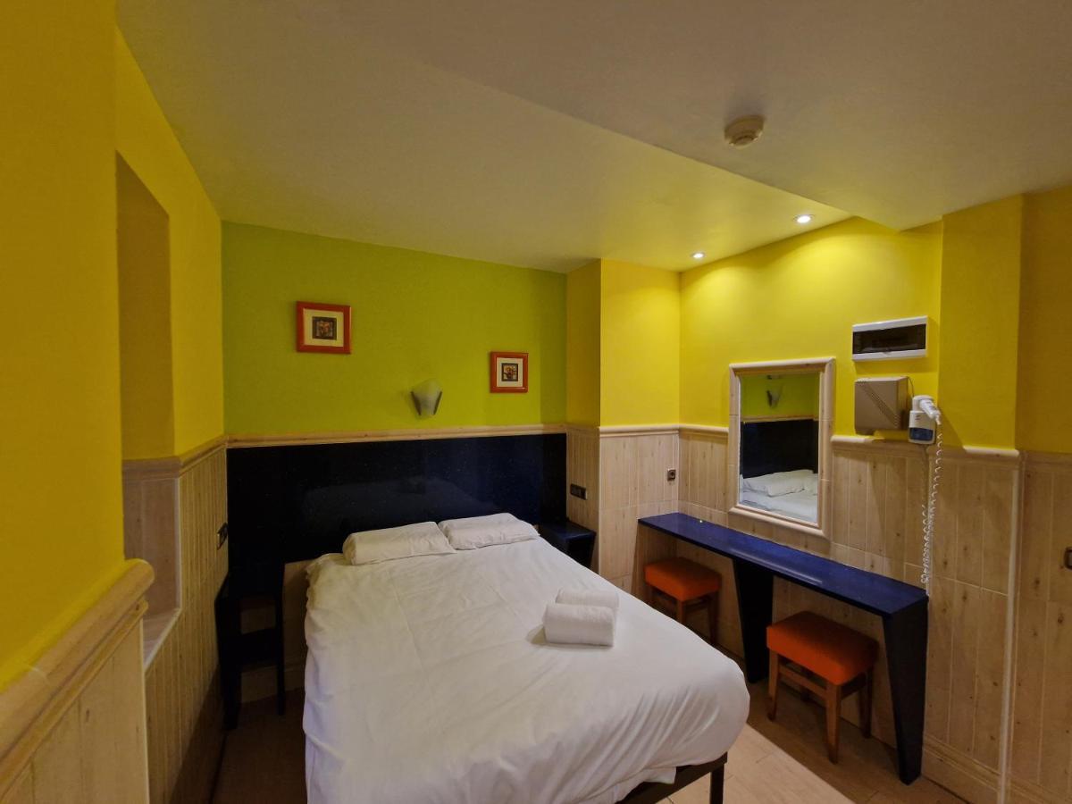 Guest house Izar Bat *