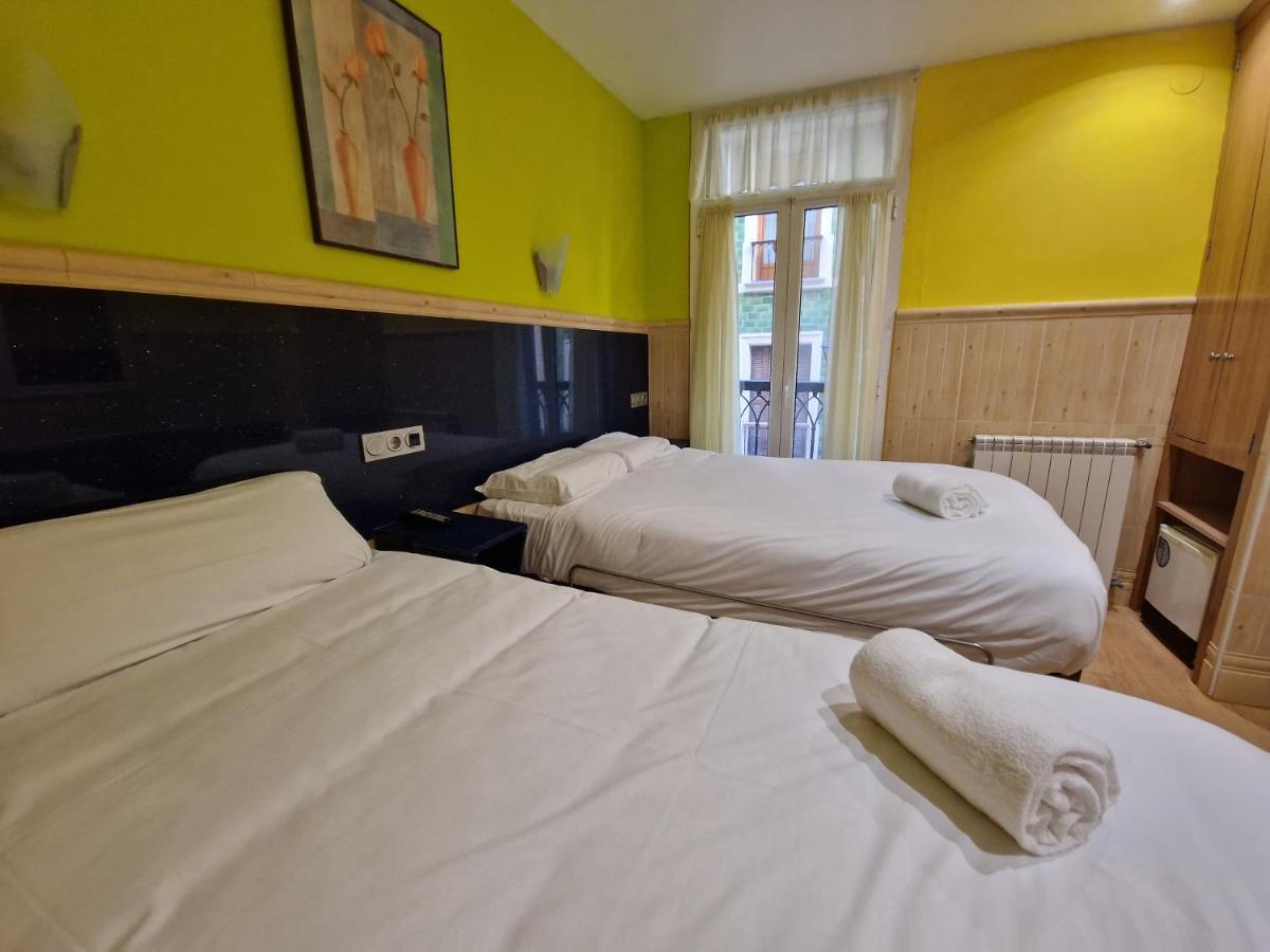 Izar Bat Guest house