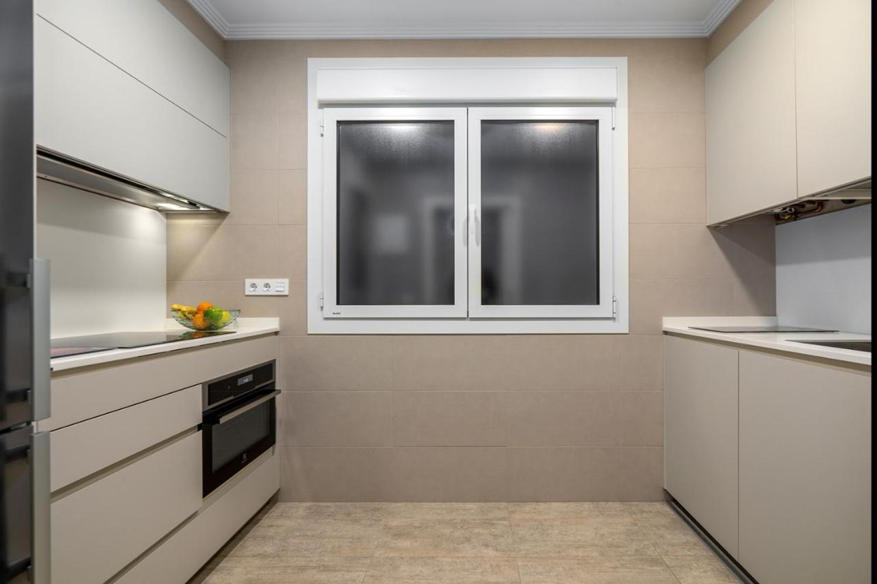 100m Playa Concha 4 Parking A 1 Calle Apartment San Sebastián