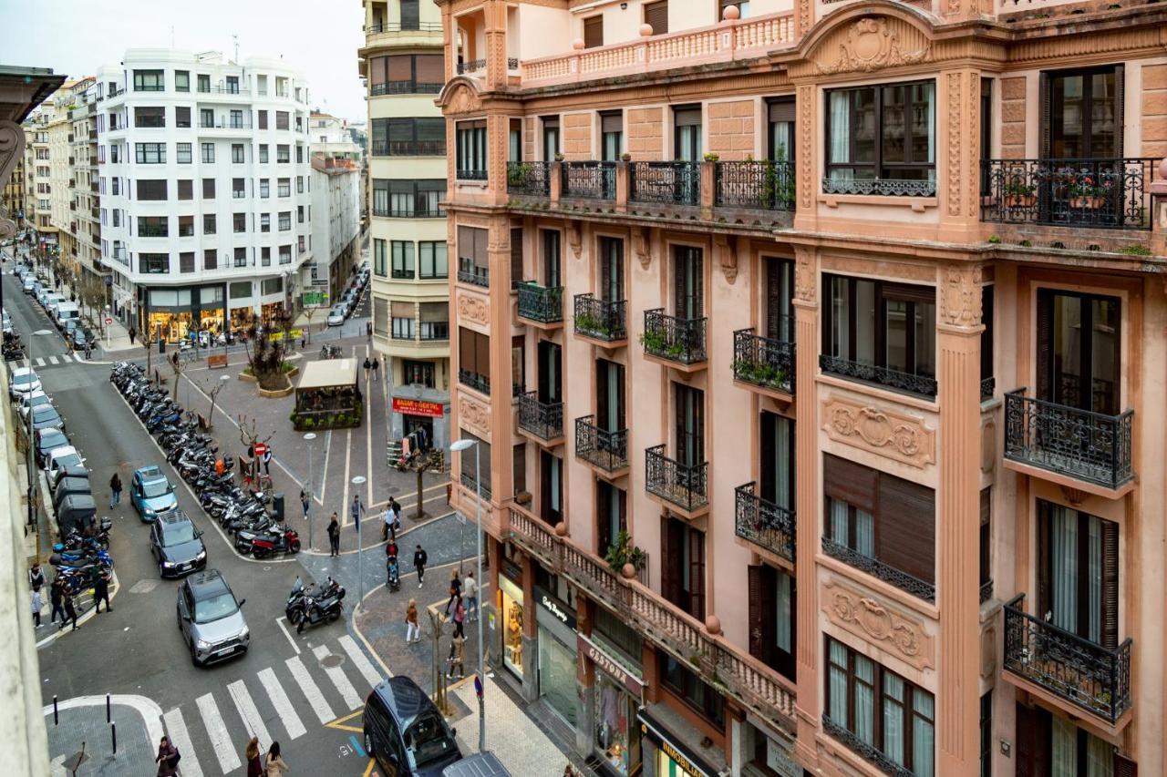 Pretty Close To The * San Sebastián