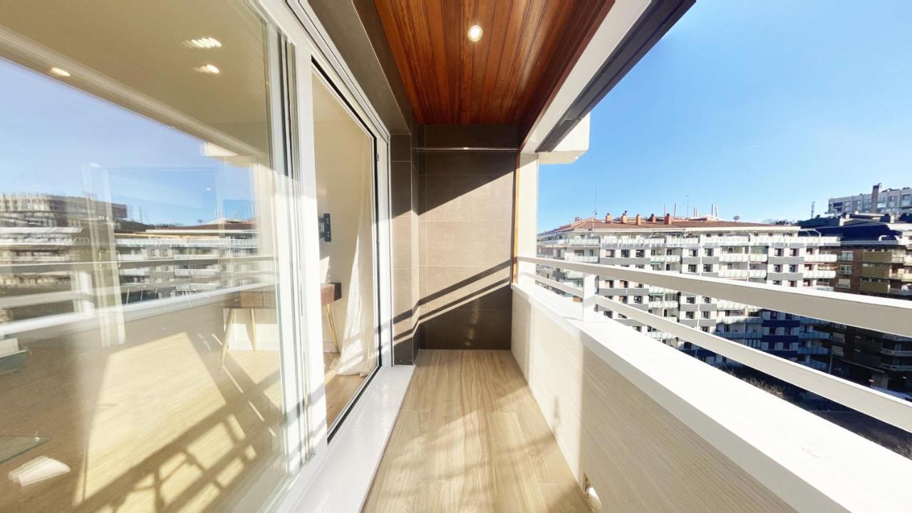 Appartement Miramar Luxurious Flat, 3 Double Rooms, Free Parking, Terrace, Completely New *