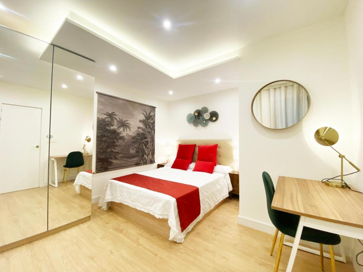 Appartement Miramar Luxurious Flat, 3 Double Rooms, Free Parking, Terrace, Completely New