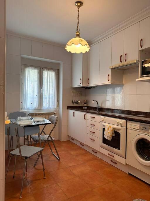 Aranzazu Vintage-apartamento Con Parking Gratuito Apartment