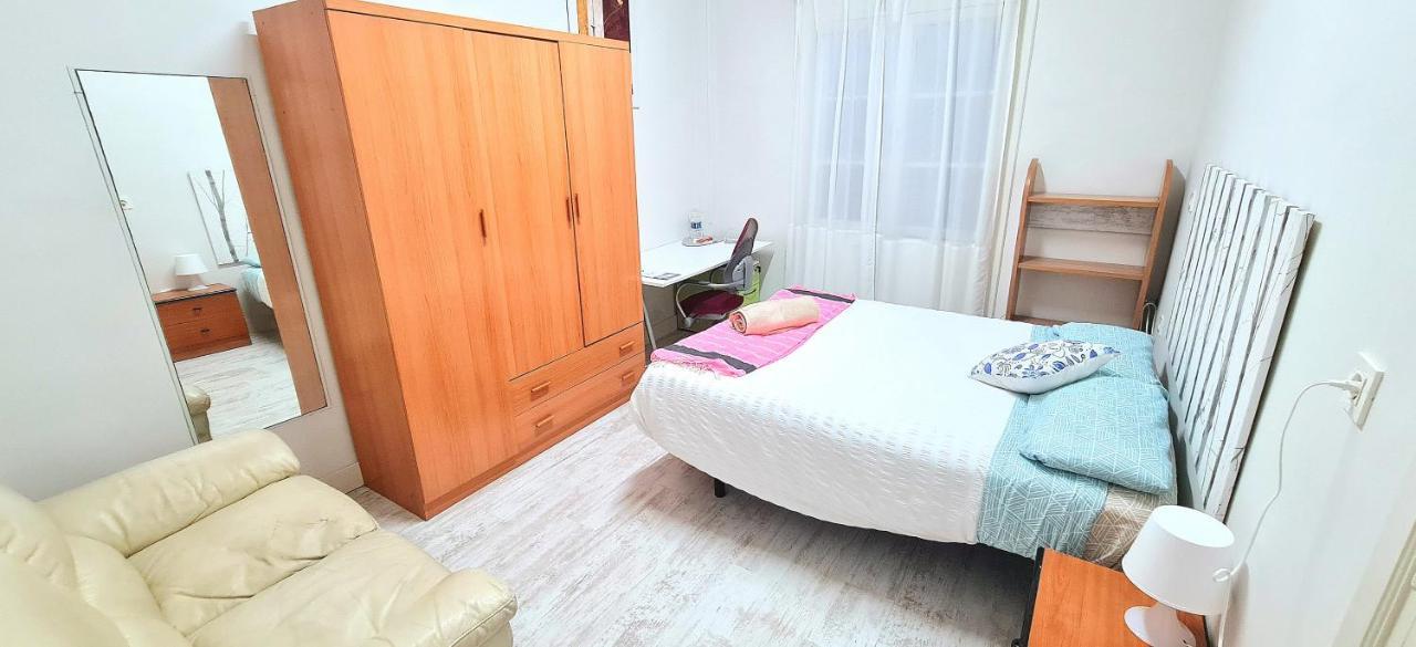 Privada A Pasos De La Playa Ondarreta *