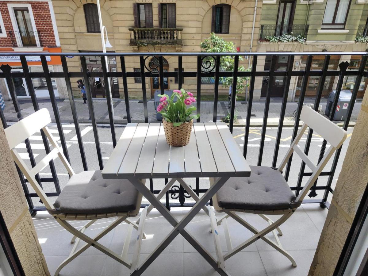 Newly Opened Zurriola Apartment *