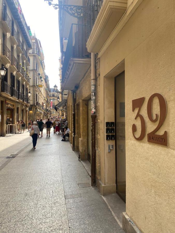 32 De Agosto