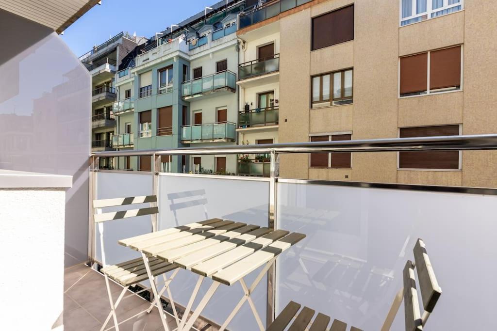 Terraza Playa Y Calle Peatonal Ess03377 Apartment