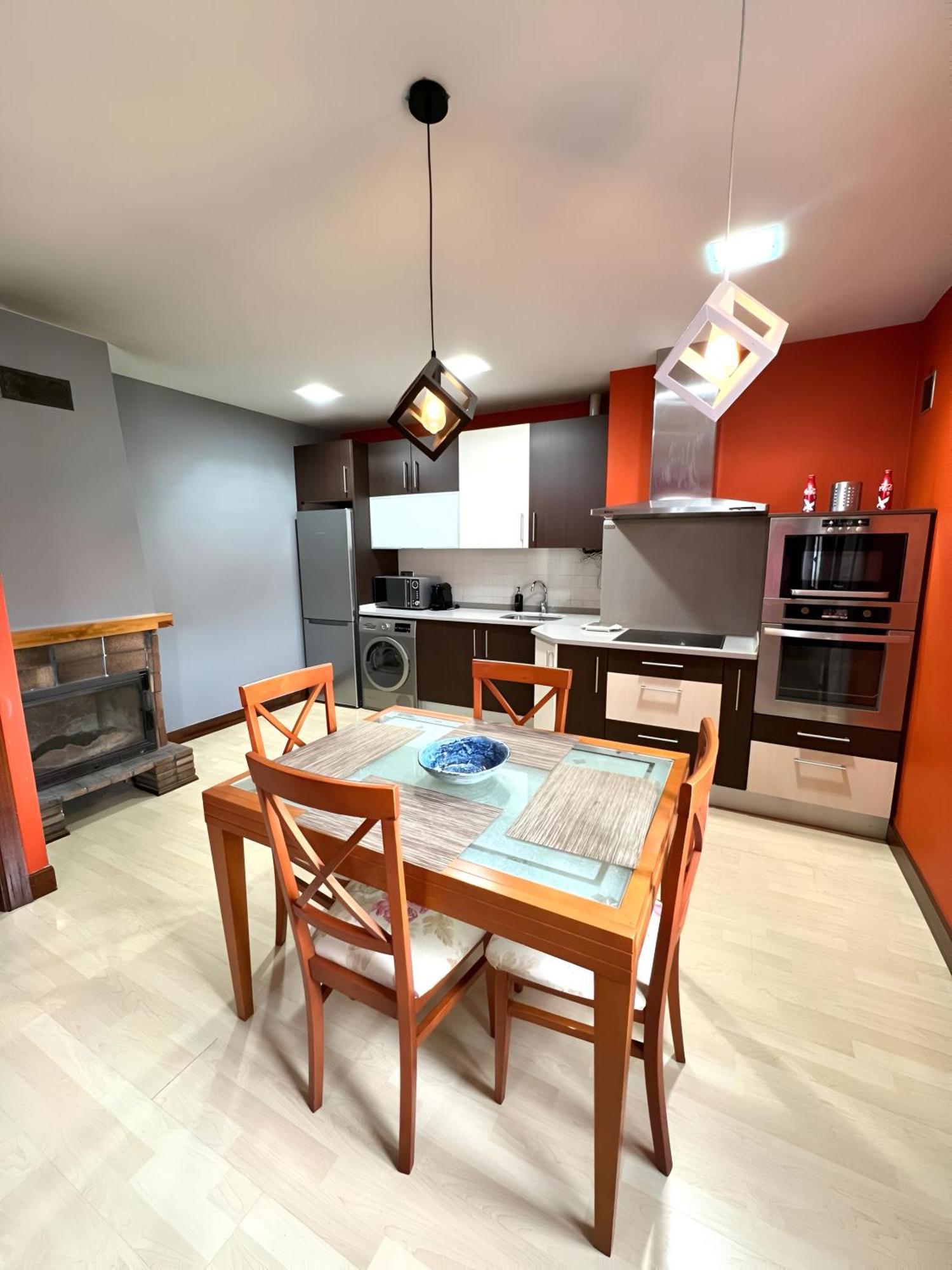 Appartement Luistarrak Apartment- Free Parking