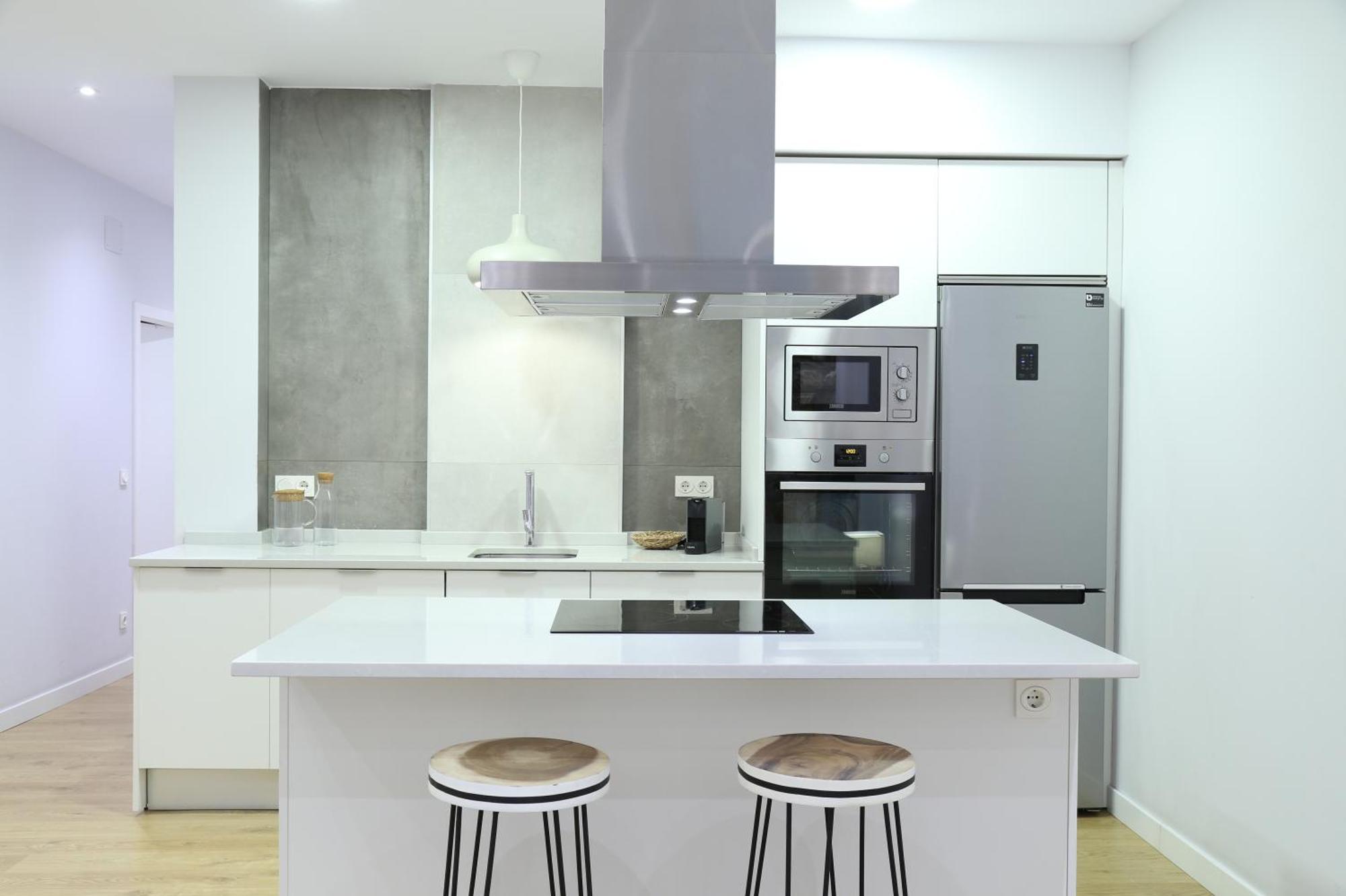 Cozy And Centric By Cisan Apartment *