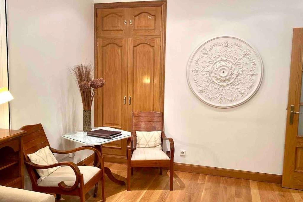 Junto A Parking Precioso Muy Centrico En Apartment *