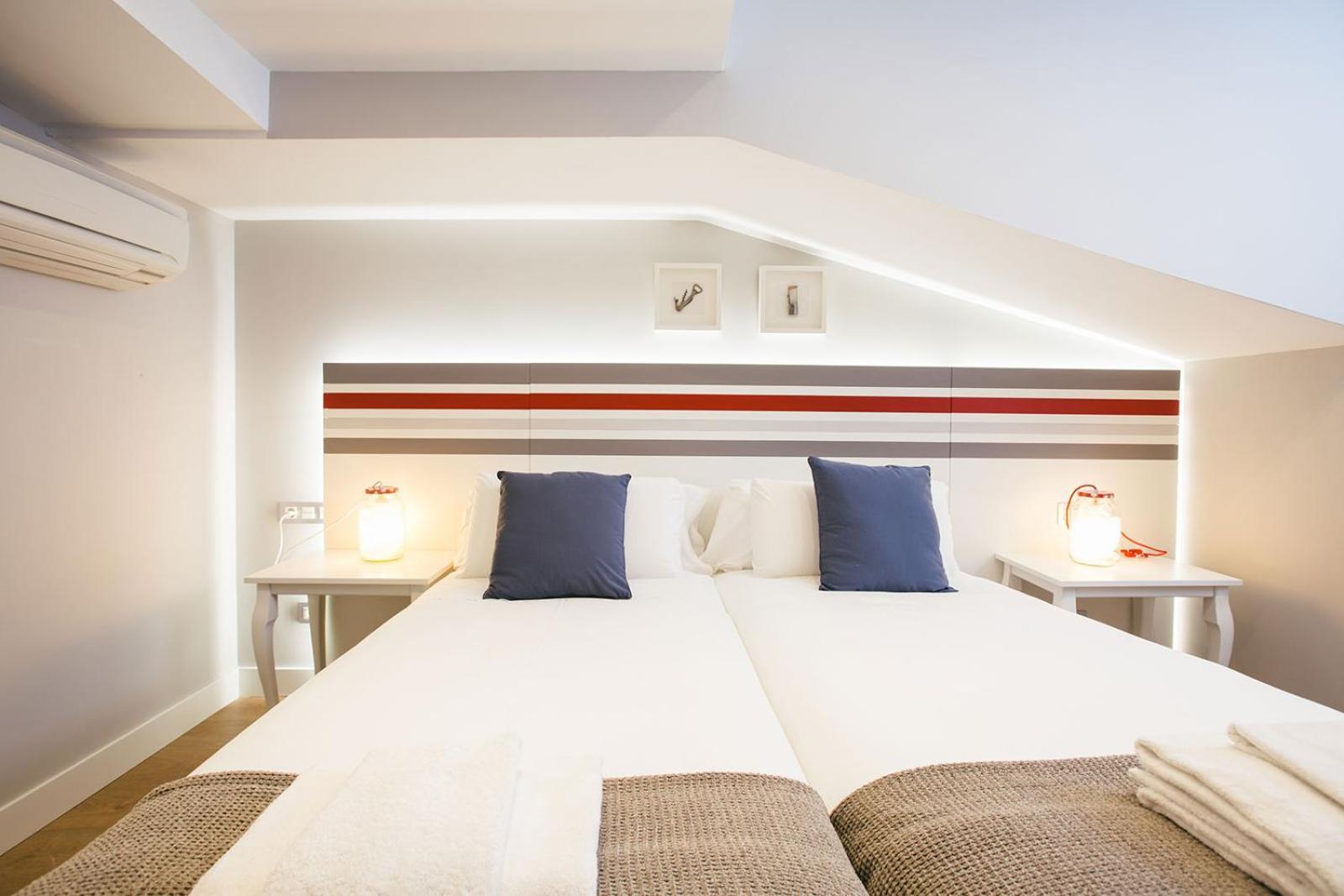Guest house Legazpi Doce & 3*