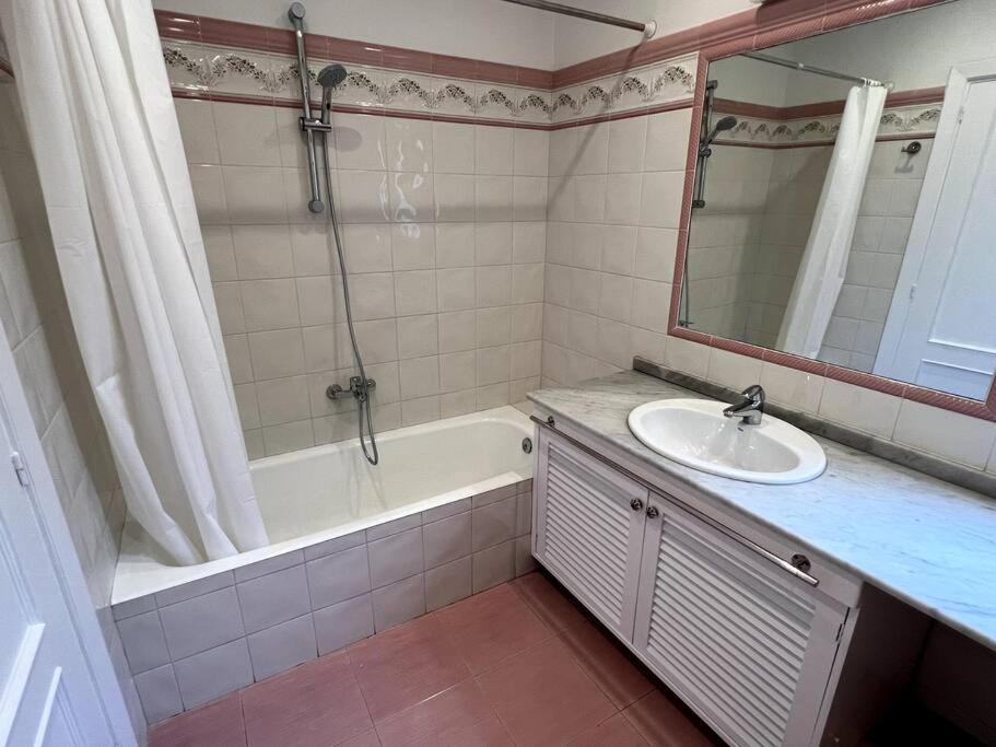 Grand View Zurriola Apartment