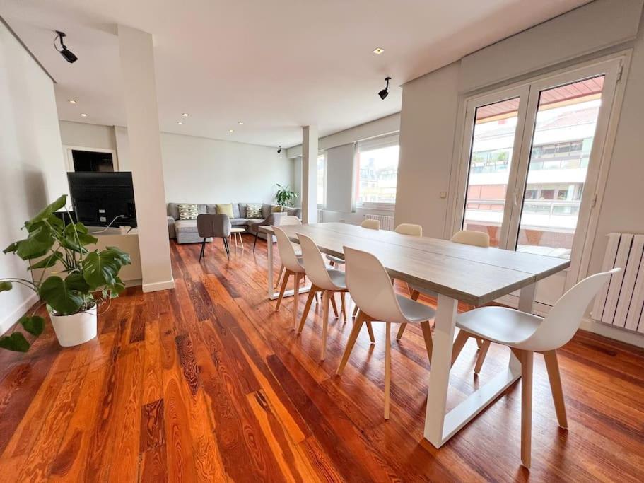 Grand View Zurriola Apartment San Sebastian
