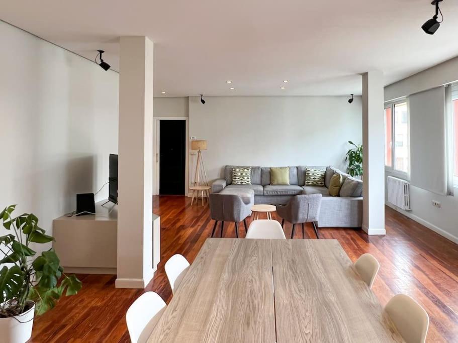 Apartment Grand View Zurriola San Sebastian