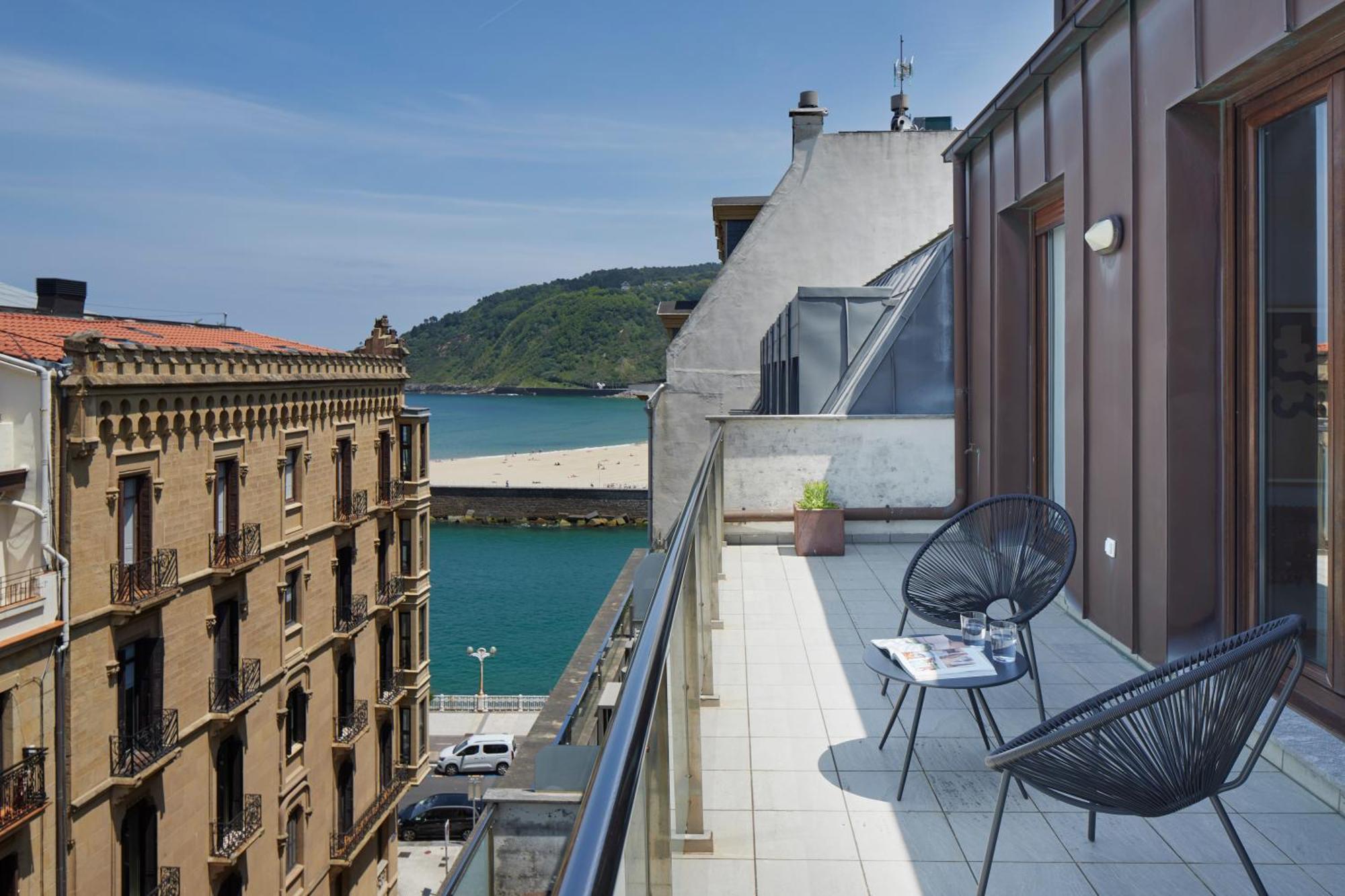 Boulevard Terrace By Feelfree * San Sebastian
