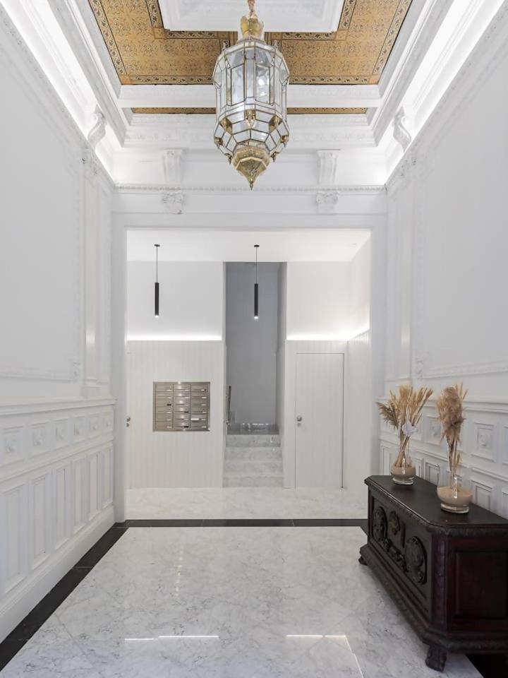 Mondrian New Ac Design Lovers Near La Concha * San Sebastian