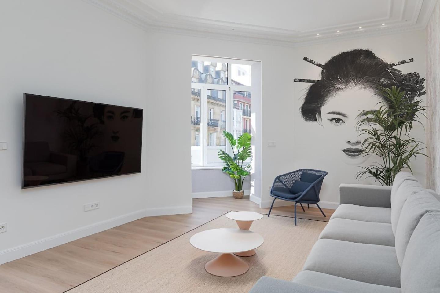 Mondrian New Ac Design Lovers Near La Concha San Sebastian