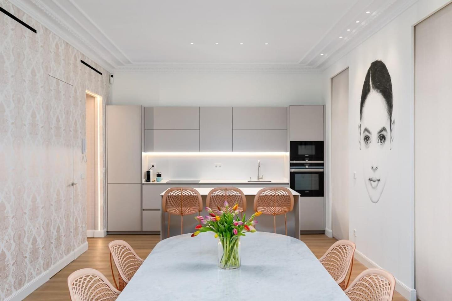 Mondrian New Ac Design Lovers Near La Concha *