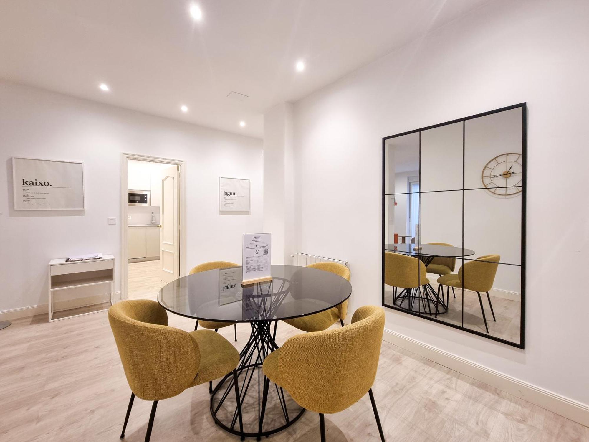 Buen Pastor Cathedral - Iberorent Apartment