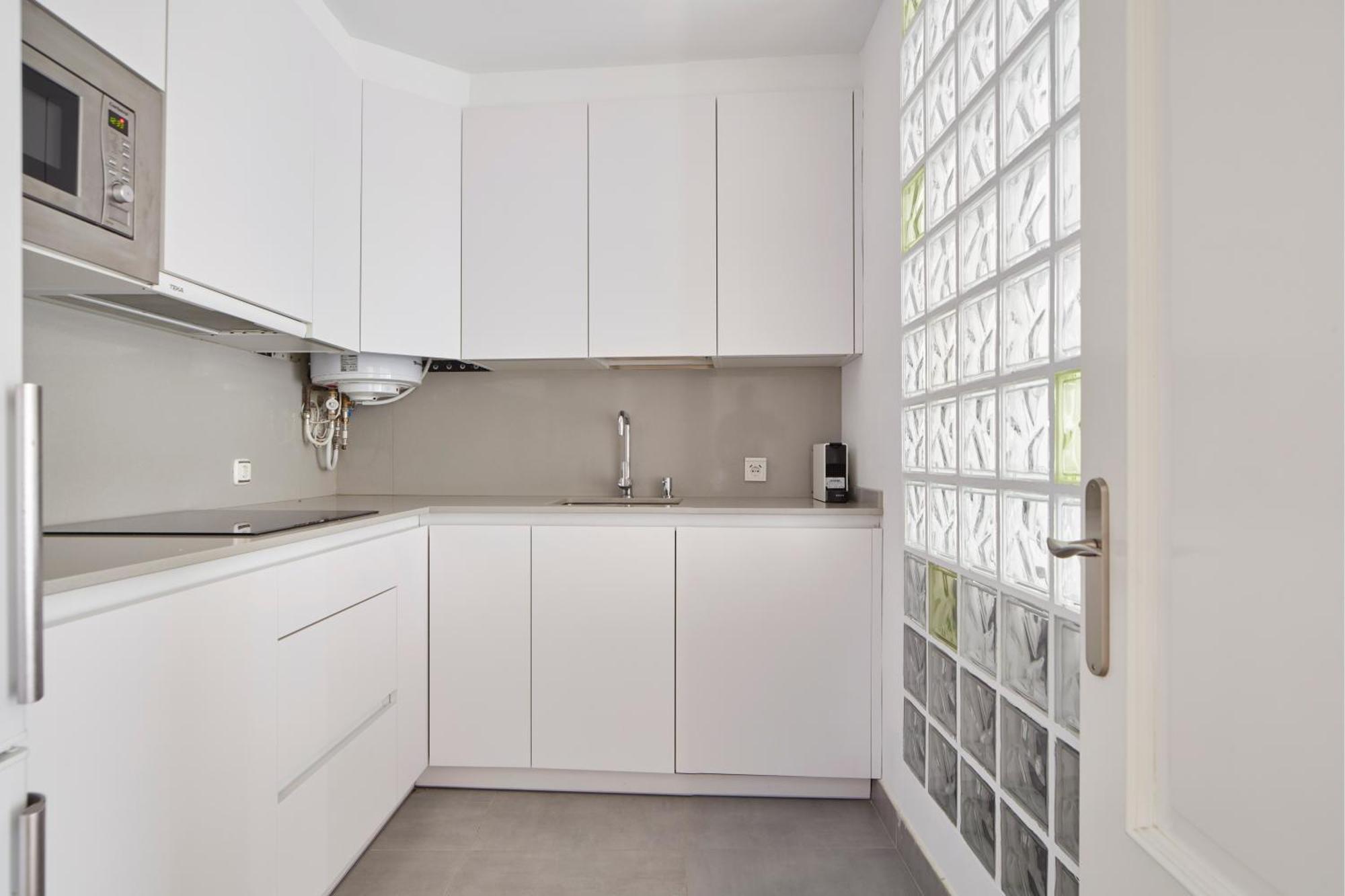 Apartment Always Easy I Escolta Real