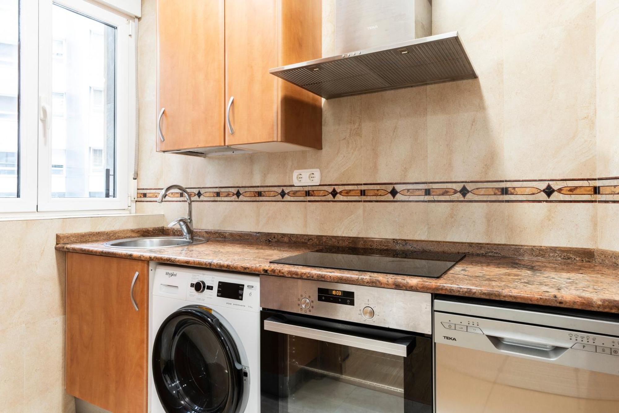 Apartamento Espacioso Y Bien Equipado Cerca De La Playa *