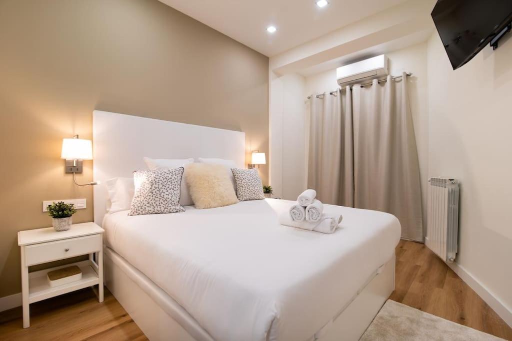 Apartment Newly Opened Mirakruz With Ac By Santiago