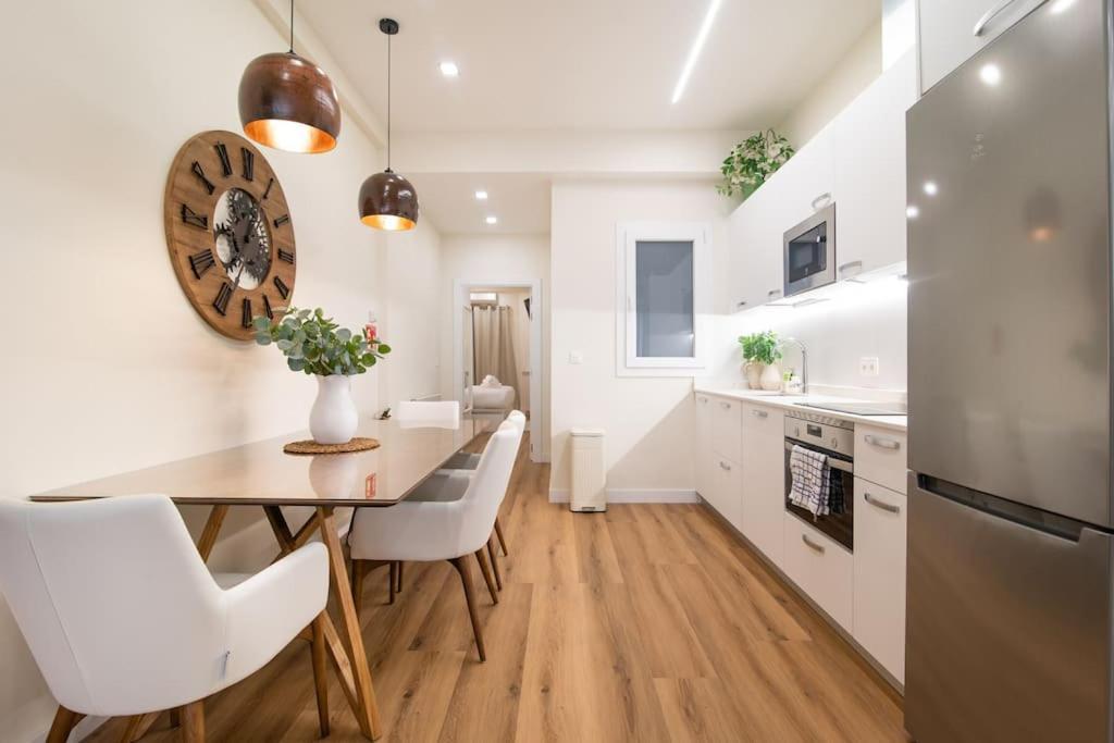 Newly Opened Mirakruz With Ac By Santiago *