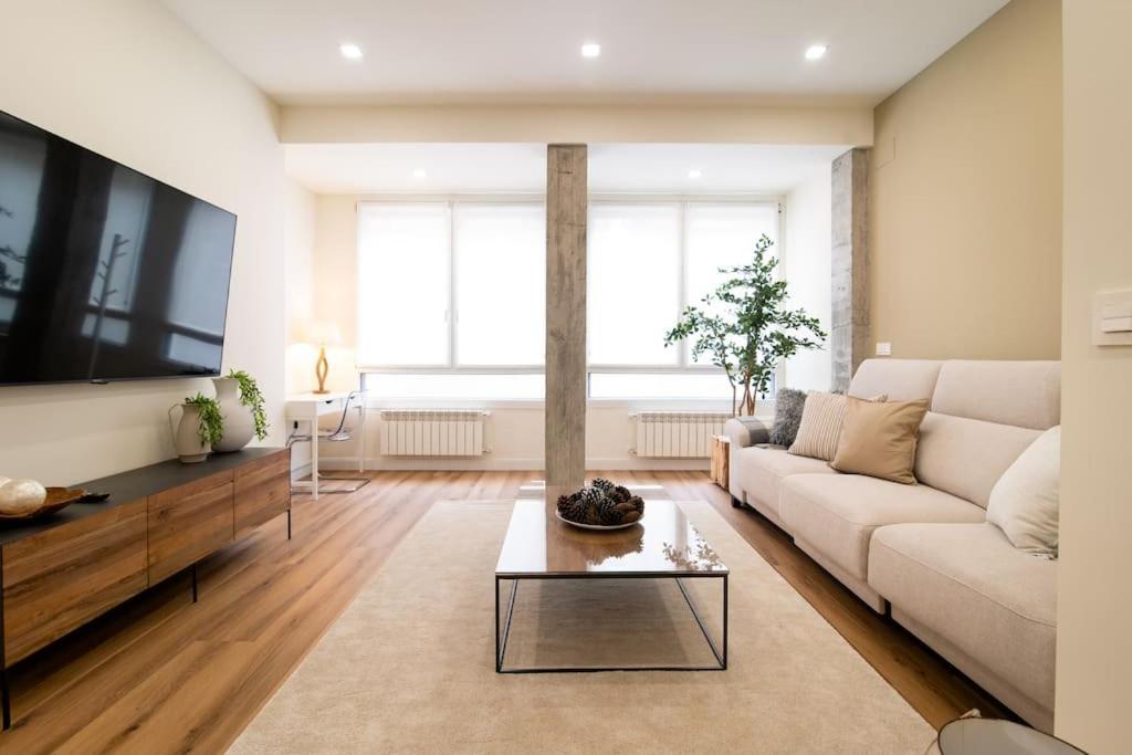 Newly Opened Mirakruz With Ac By Santiago * San Sebastian