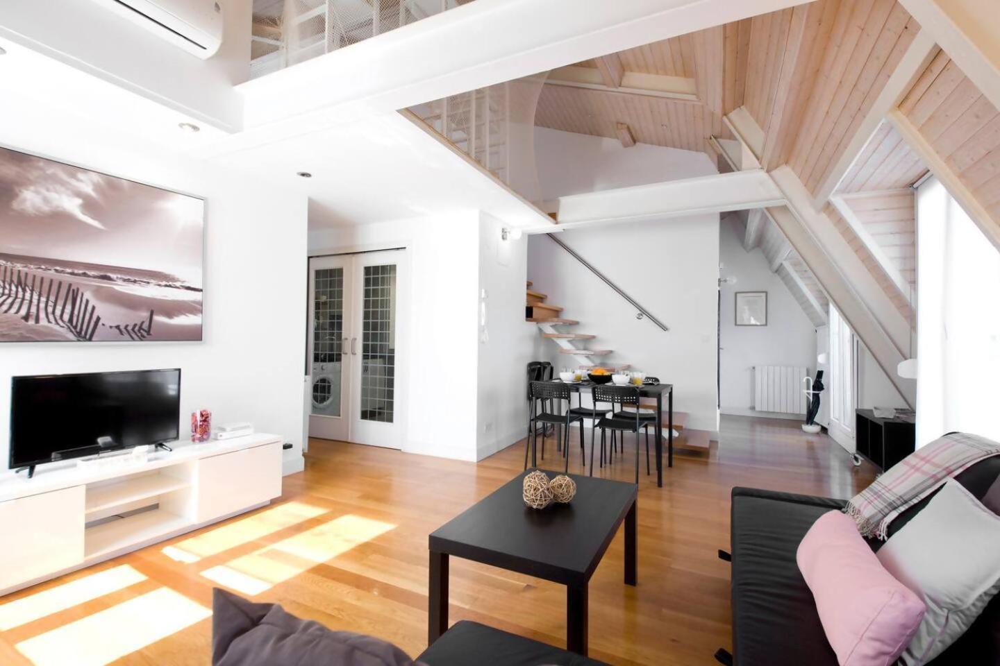 Atico Duplex Centrico Con Parking Incluido Apartment