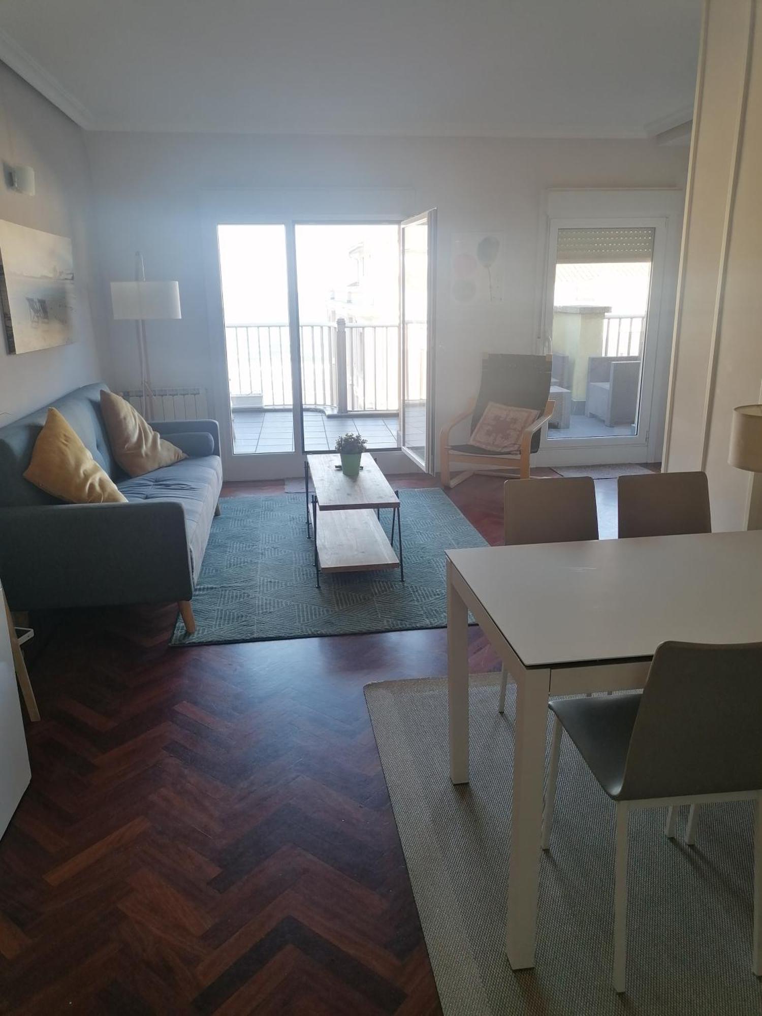 Attic+views+terrace+parking *