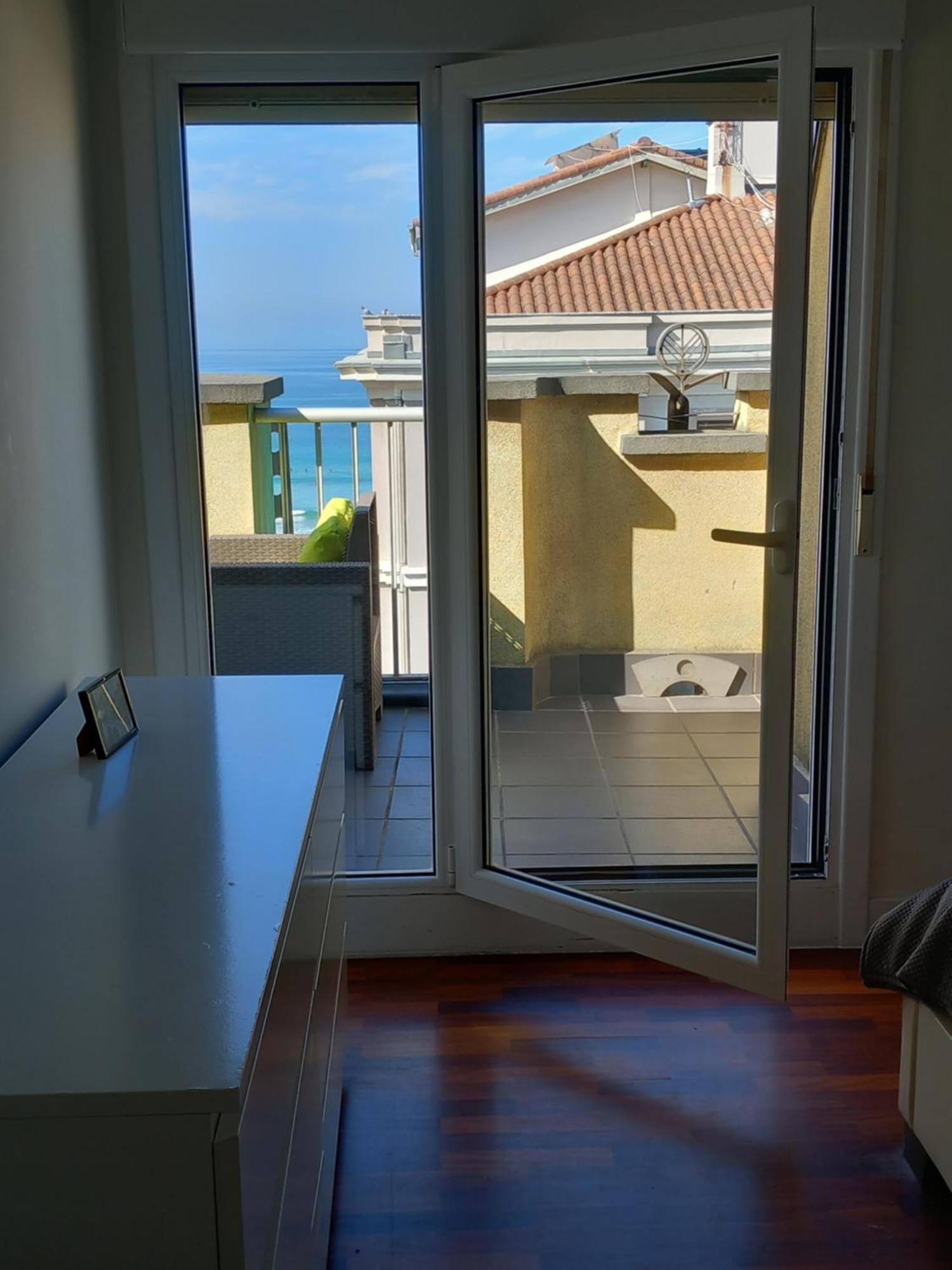 Attic+views+terrace+parking Saint-Sébastien
