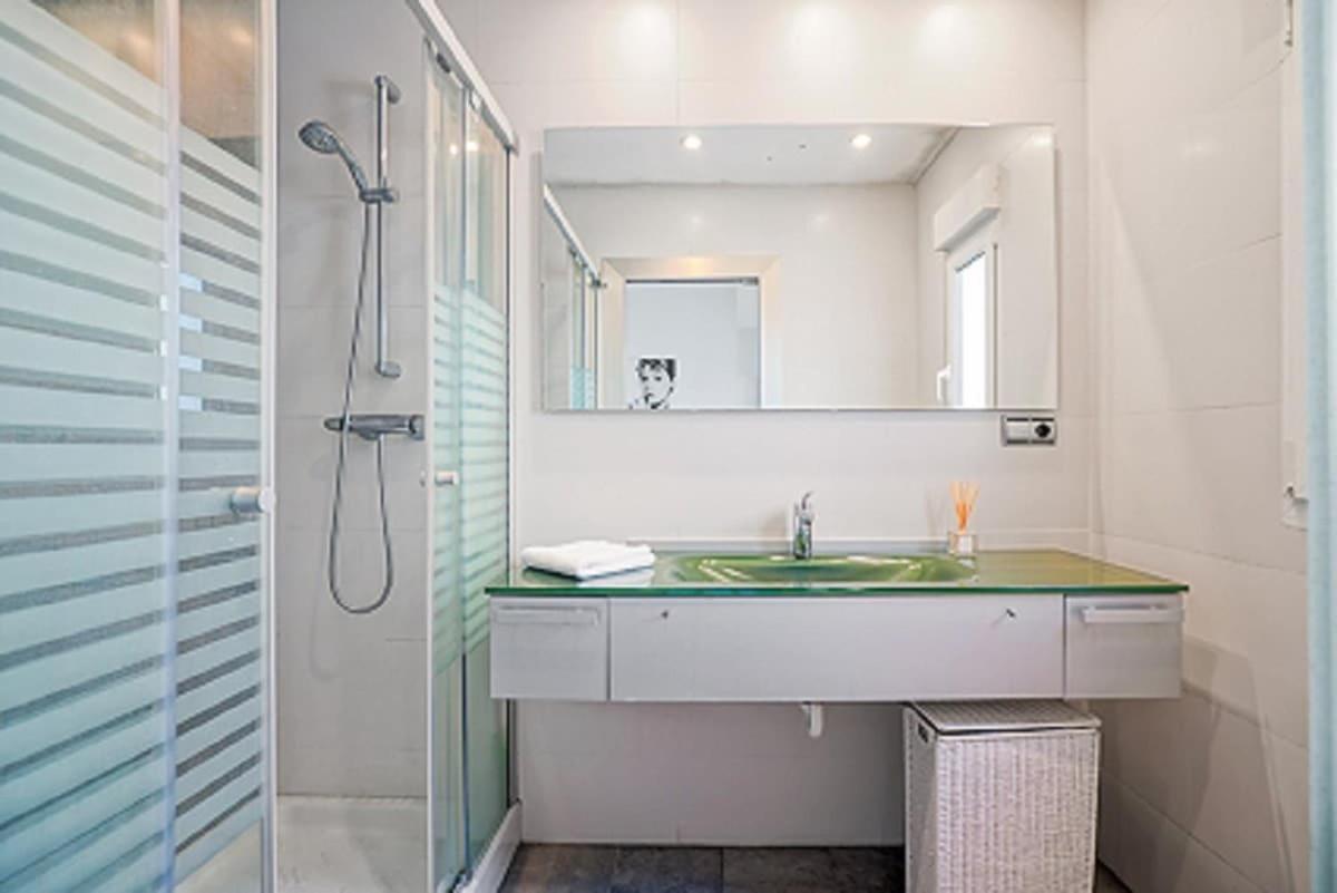 Super Offer Week 11to17 Aug25 Downtown, Terrace, Parking Apartment San Sebastian