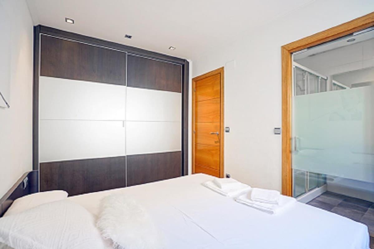 Super Offer Week 11to17 Aug25 Downtown, Terrace, Parking Apartment *