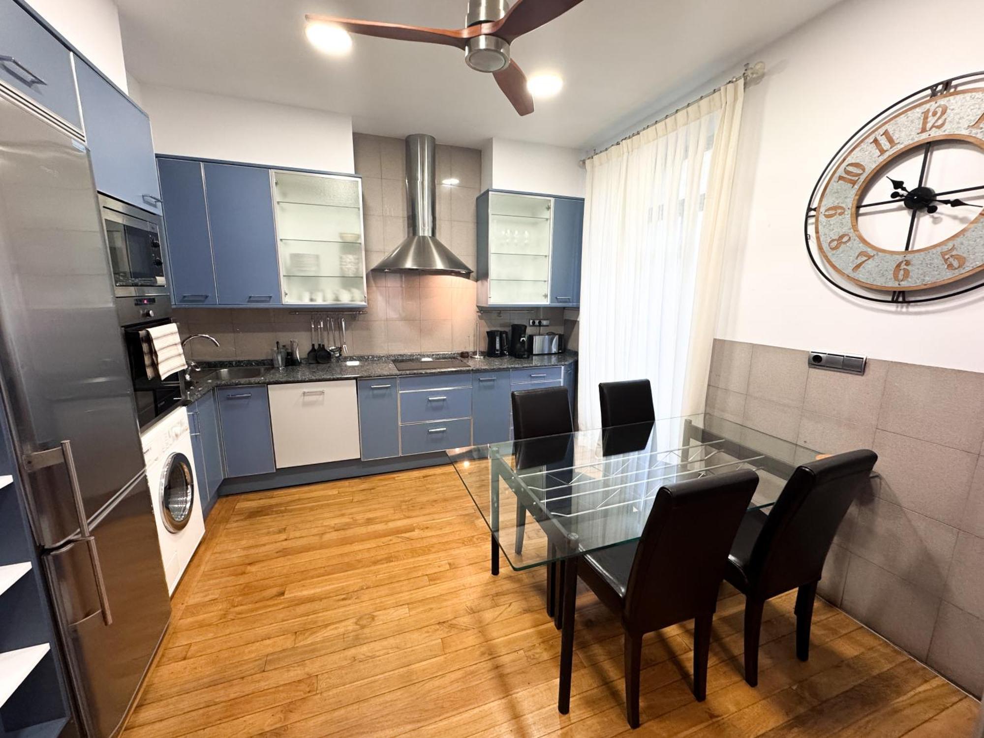 Marina & Apartment-parking Apartment *