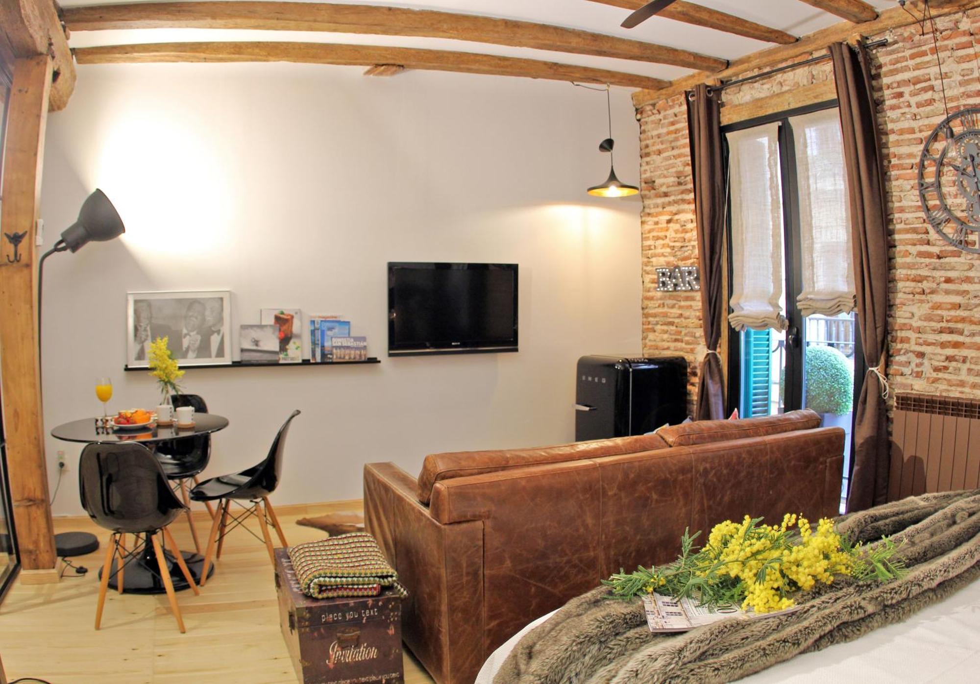 Old Town Apartment