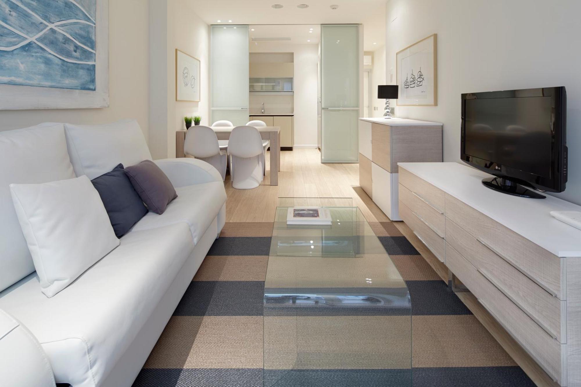 Apartment Easo 2c By Feelfreerentals *