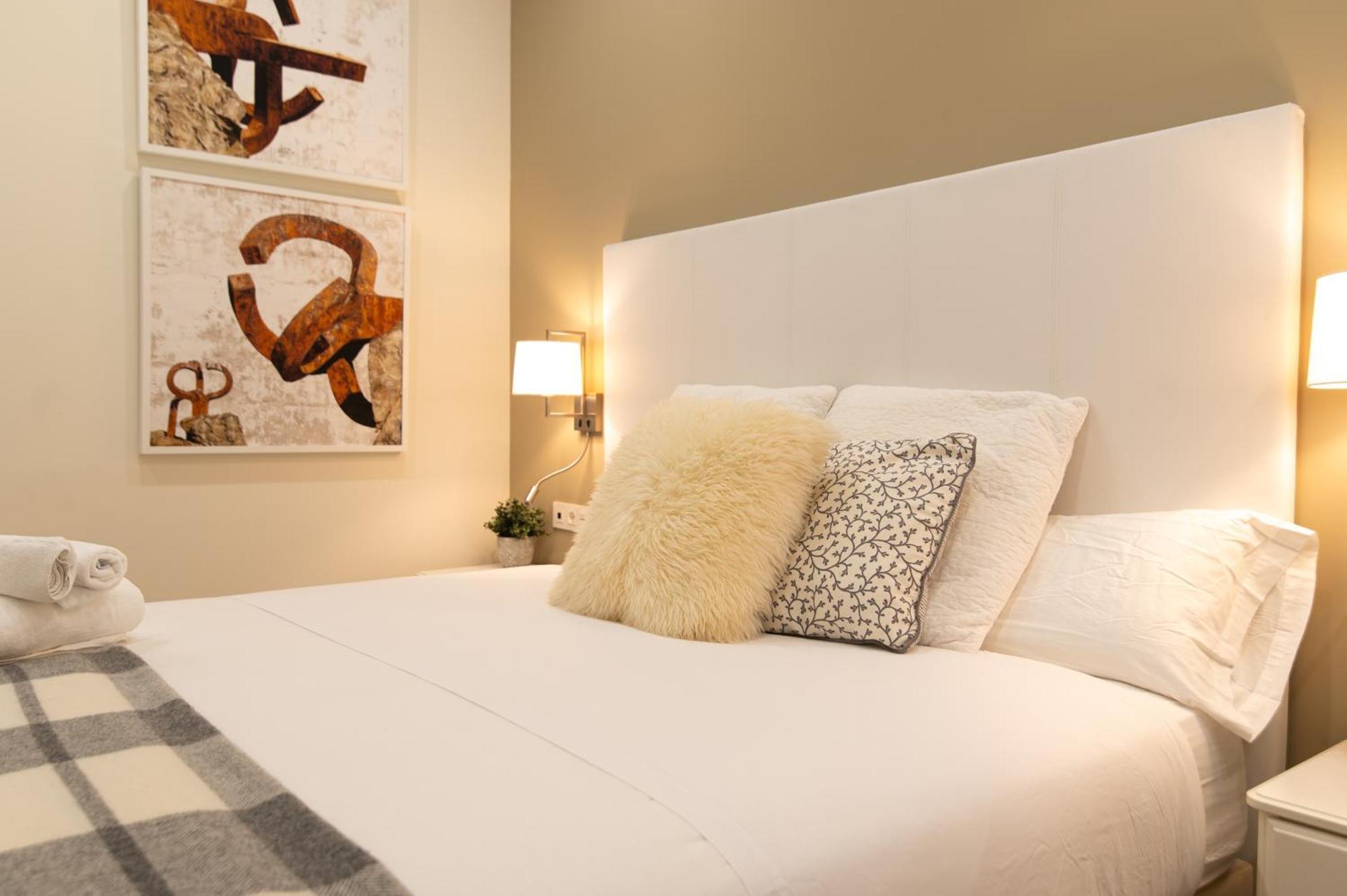 Apartment Newly Opened Mirakruz With Ac By Santiago San Sebastian