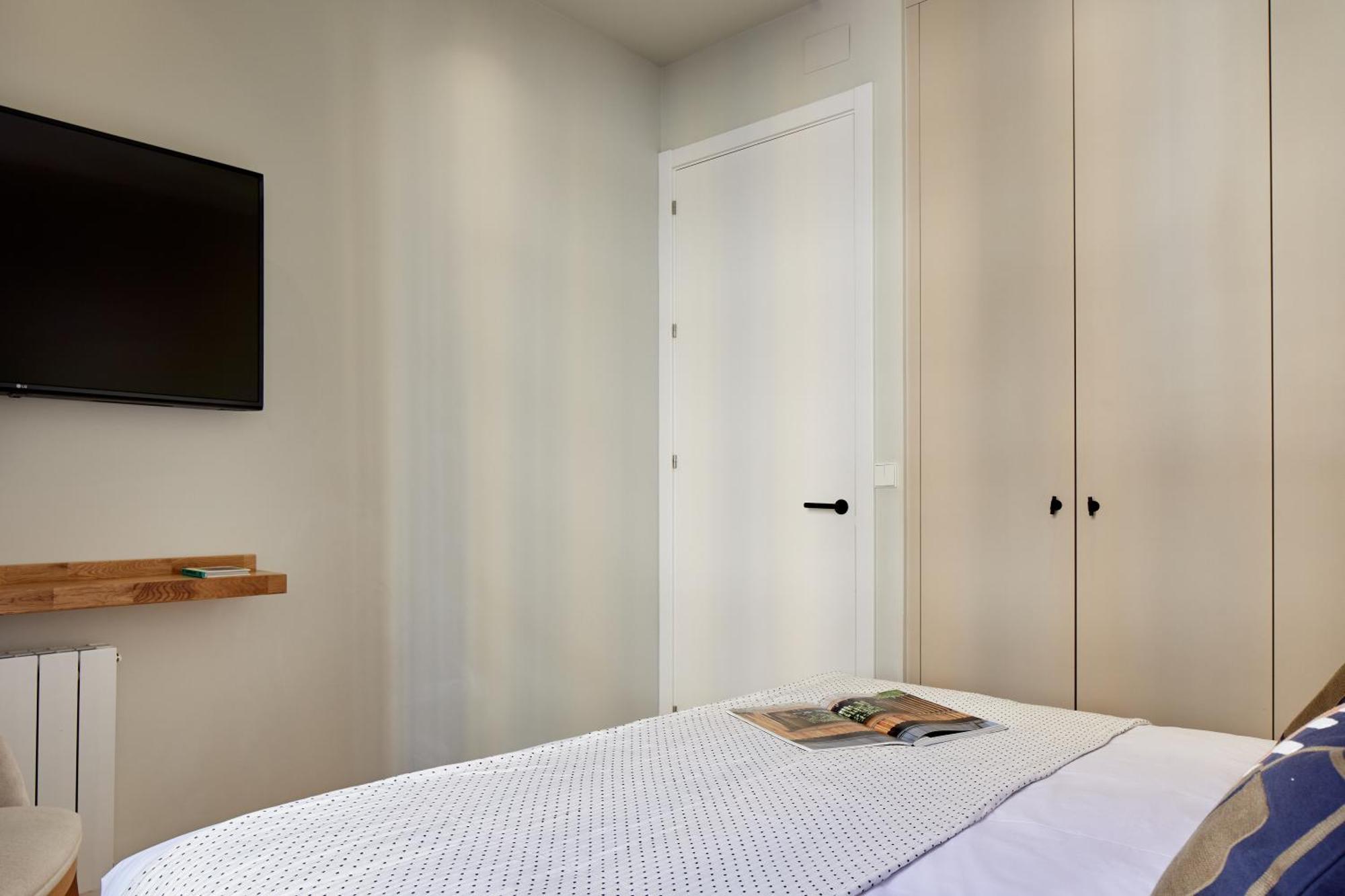 Apartment Urbieta By Feelfree