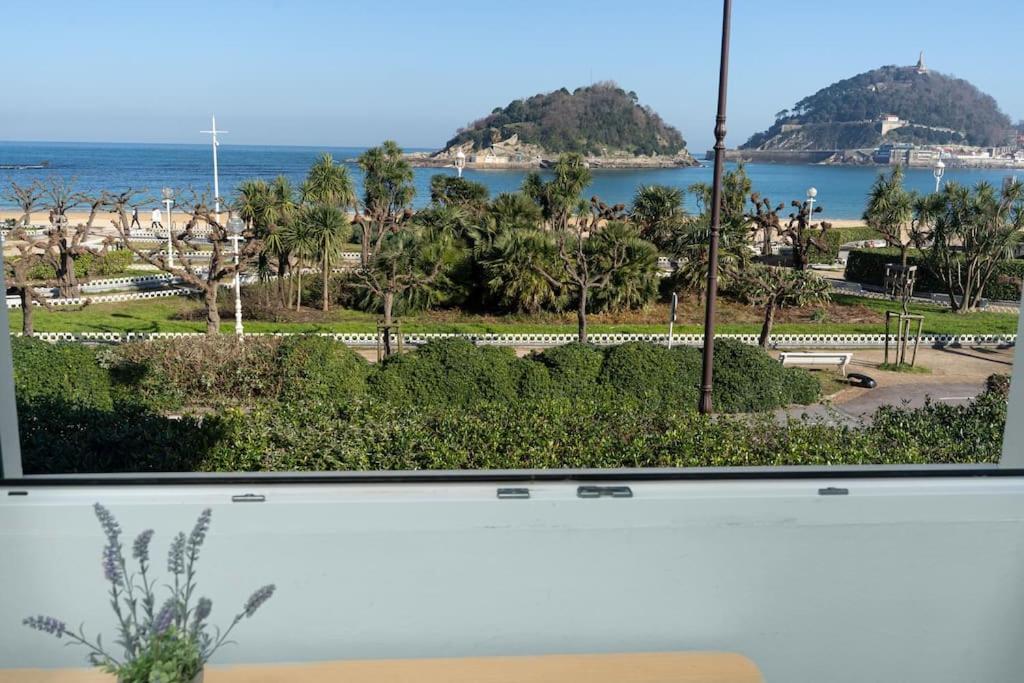 Completa 8 En Primera Linea De Playa Holiday home San Sebastian