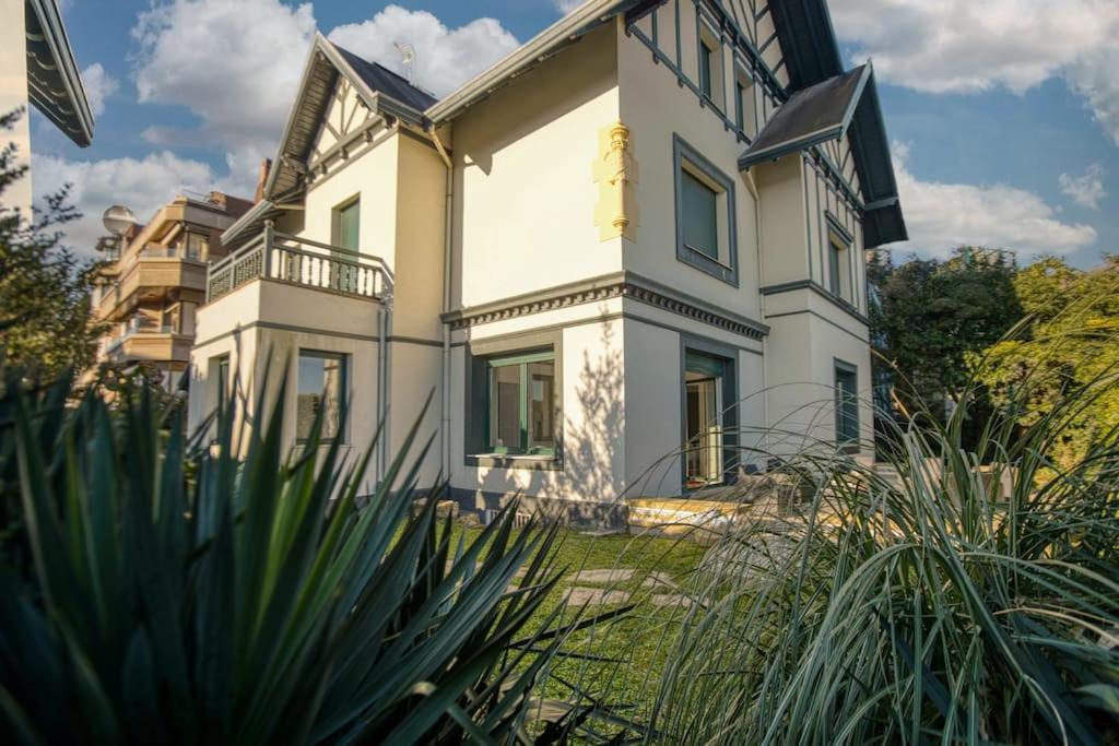 Completa 8 En Primera Linea De Playa Holiday home