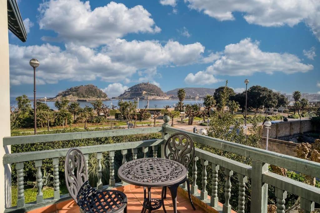 Holiday home Completa 8 En Primera Linea De Playa