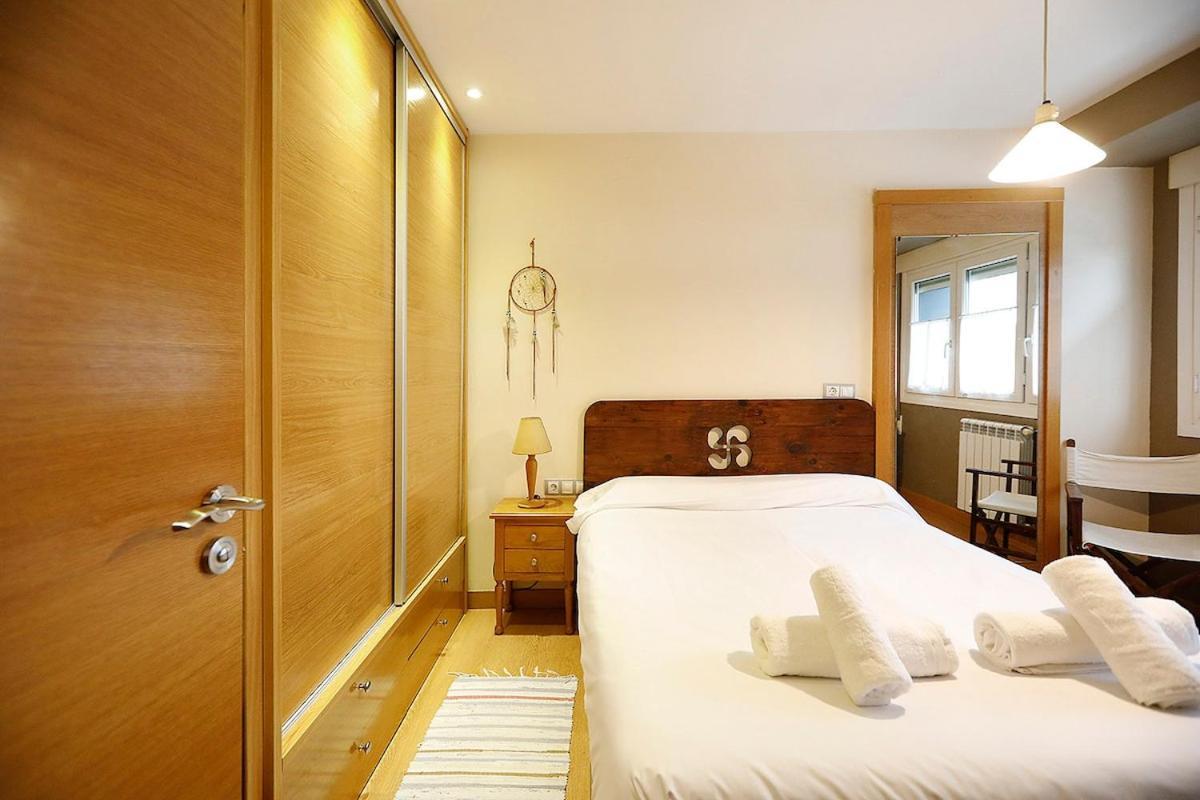 Bright 2 Bedrooms And 2 Bathrooms, Balcony And Views Apartment San Sebastian