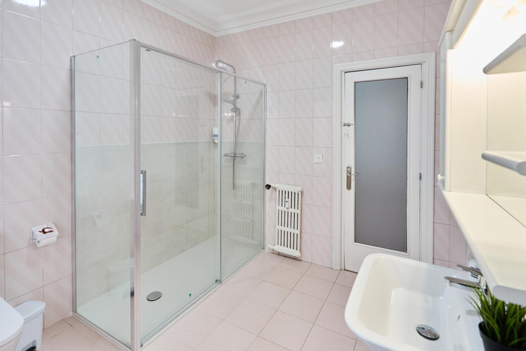 Sancho El Sabio Apartment *
