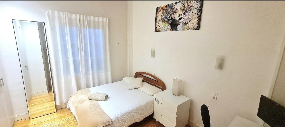 Privadas En Piso Frente A Playa Ondarreta, Bano Compartido Accommodatie bij particulieren San Sebastian