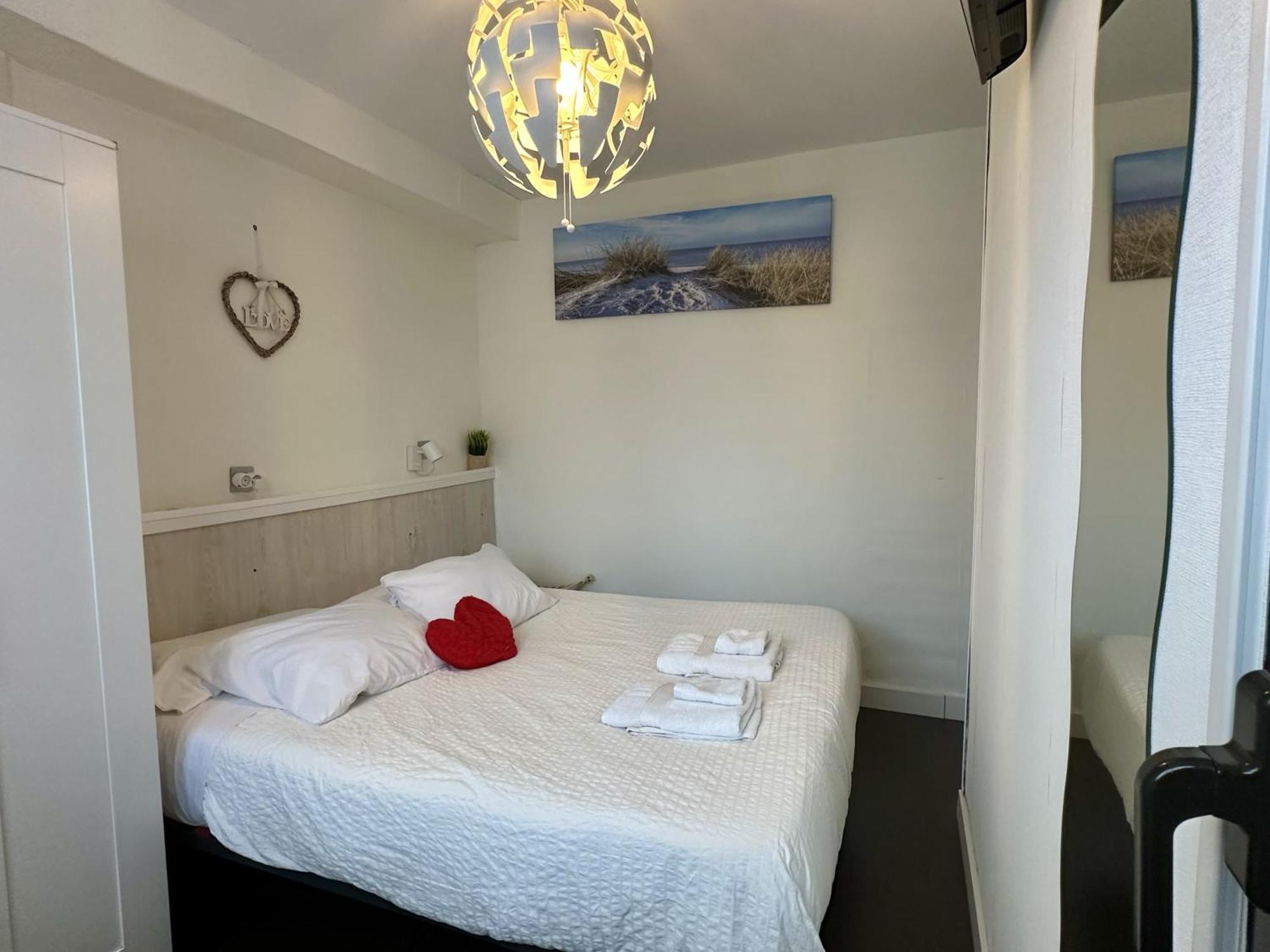 Homestay Con Bano Privado Y Mini-cocina Privada En Casa Particular, Acceso Independiente